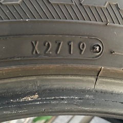 バリ溝
スタッドレス4本　225 55 17 　の画像