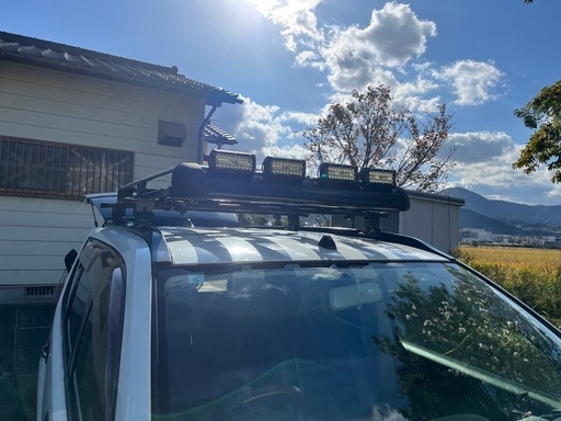 ライト付きルーフラックスチール