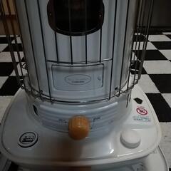 丸形コロナストーブ　の画像