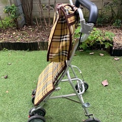 シルバーカーの画像