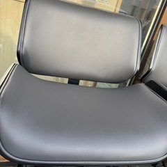カウンターチェアの画像