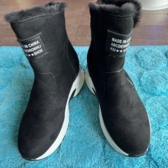 ショートブーツの画像