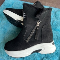 ショートブーツの画像