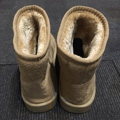 新品　ムートンブーツ　Sの画像