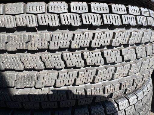 JMS０５２　タイヤ安く譲りますスタッドレスタイヤ１６５/８０R１３LT 人気・おすすめ｜おすすめ商品・人気モデルにぴったり 安心品質管理 丁寧配送 国内検品済み・保証付き販売