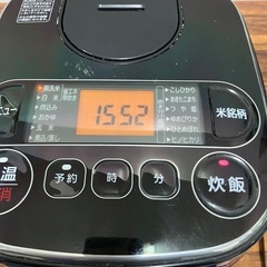 ☆値下げ☆O2412-148 アイリスオーヤマ ジャー炊飯器 RC-MA30AZ-B 2022年製 3合炊き 通電確認済み キズ汚れ有りの画像