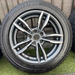 スタットレスタイヤの画像