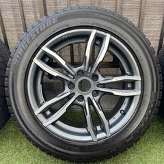 スタットレスタイヤの画像