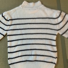 EMODAのセーターの画像