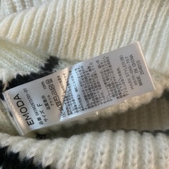 EMODAのセーターの画像