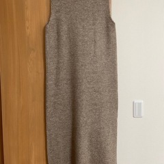 新品未使用品タグ付き★しまむら ニット　ノースリーブワンピース Mの画像