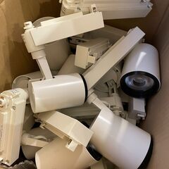 オフィス照明等を無料でお譲りします！