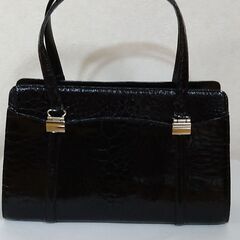 再値下げ　海亀製ハンドバッグ