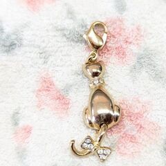 ☆チャーム　アクセサリー　猫・ライオン　カラー：ゴールド　サイズ獅子/猫・H：約3.0ｃｍ/約4.0ｃｍ　中古品　の画像