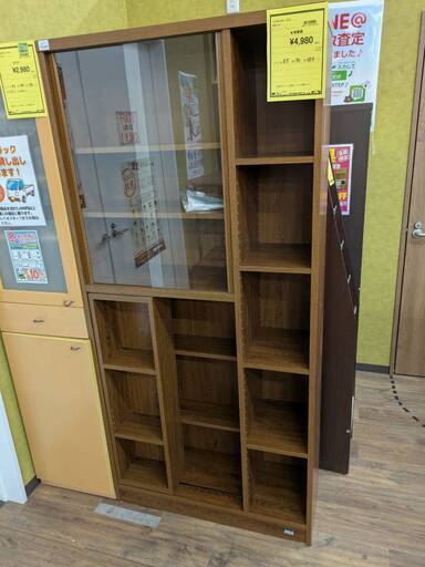 食器棚 【ジャングルジャングルイズミヤ広陵店】