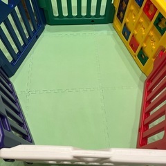 【予約決まりました
】ベビー防止柵　六枚の画像