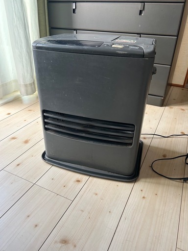 東芝 石油ストーブ ファンヒーター KSG250K