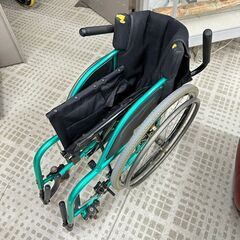 【お持ち帰り限定値引き】FORCE MIKI 車いす NOVA3 スポーティー グリーン 22インチの画像