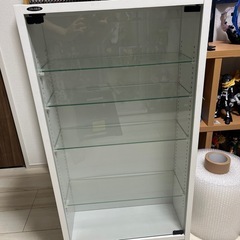 ガラスケース