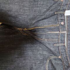 試着のみ使用のデニムパンツの画像