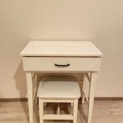 ドレッサー　ミラー付きの画像