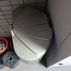 自動で開くゴミ箱