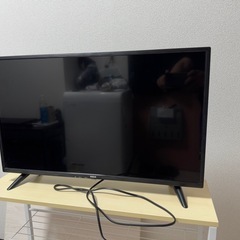 チューナーレステレビ32V