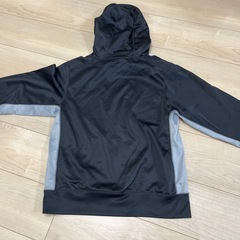 ナイキ　キッズ　パーカー　Lサイズの画像