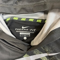 ナイキ　キッズ　パーカー　Lサイズの画像