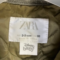 【8月お渡し不可】  ZARA ディズニー アウターの画像