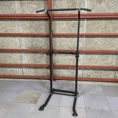 懸垂バー　チンニングマシン　筋トレ器具　トレーニング　