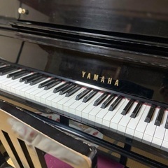 YAMAHA製のUX50Aモデル　アップライトピアノ