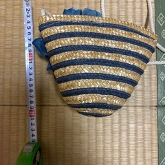 小さいハンドバックの画像