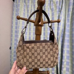 グッチ　バック