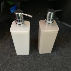 シャンプー容器