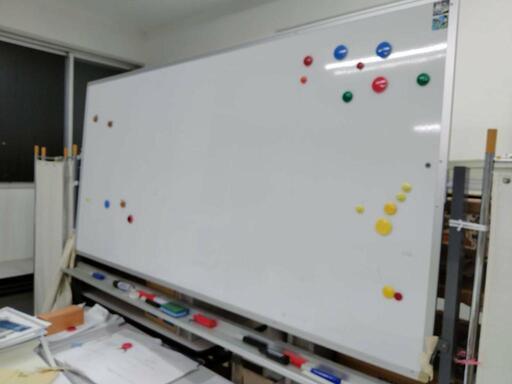 【受渡者決定しました】ホワイトボード両面使用
