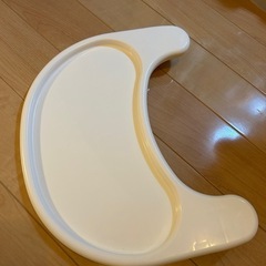 ベビーチェア　テーブル付　ピンクの画像