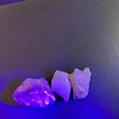 フローライト水晶3個の画像
