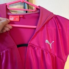 puma トップスの画像