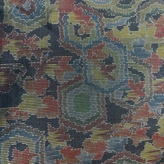 【大島紬】 着物 袷 広衿 亀甲 リーフ 模様 身丈約155cm しつけ糸の画像