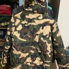 フードジャケットの画像