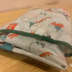 長袖 エプロン テーブルクロス ベビーエプロン 防水 汚いにくいの画像