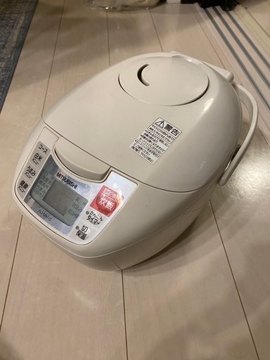 炊飯器　5合炊　三菱　NJ-MH10-W