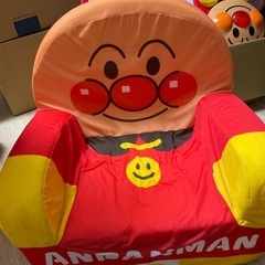 【受け渡し決まりました】アンパンマン　椅子　クッション