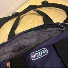 OUTDOOR PRODUCTS✨カラフル＆おしゃれ2WAYボストンバッグ👜ショルダーにもなるドラムバッグ🎒旅行・通学・通勤・マザーズバッグにぴったり💖内側難ありで格安出品🌸の画像