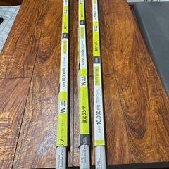 新品 蛍光灯　３本　OHM  ラビットスタート形　白色　FLR40SS・W/32 40形　32ワット　長寿命10,000時　の画像