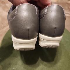 婦人スニーカー26.6の画像