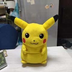 メルカリでは6500円出ています初期のピカチユウだそうです。検索...