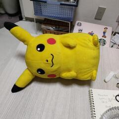 メルカリでは6500円出ています初期のピカチユウだそうです。検索して見て下さい…顔が違うのが分かります…美品です…☝️委託品です…が値段交渉有の画像