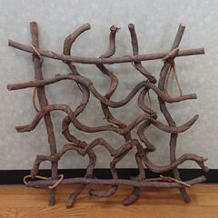 【中古品】木の枝　壁飾りの画像